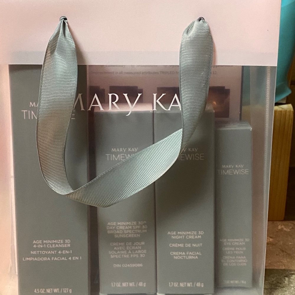 Mary Kay 💕💕Valentines Day is coming